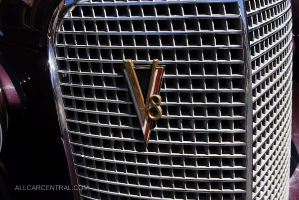 Cadillac Series 85 Convtable Sedan 1937